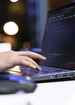 Argentina deroga la Ley de Sucesiones: se elimina el testamento y los cónyuges pasan a ser los herederos principales